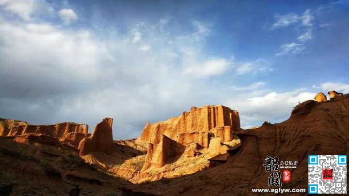 阿拉尔-睡胡杨-沙漠之门—温宿大峡谷