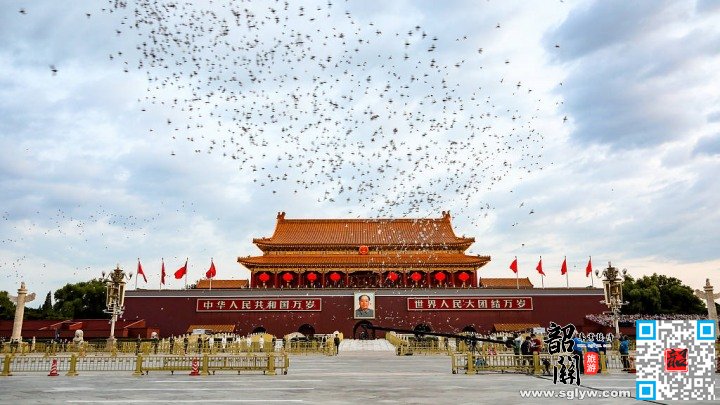 天安门广场—故宫—毛主席纪念堂—景山公园—王府井