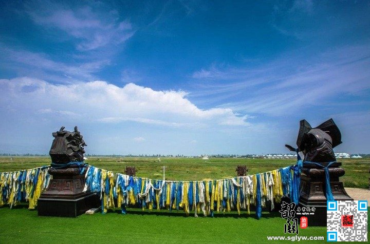蒙古原始部落—敕勒川文化旅游区—哈素海—欢乐水世界