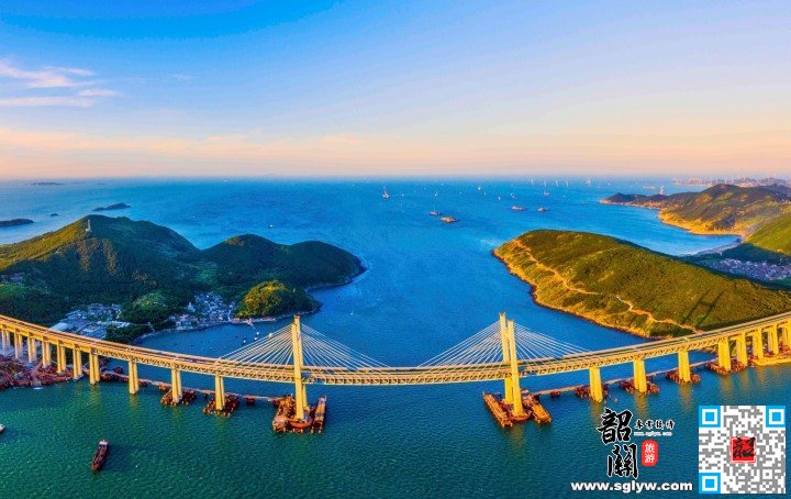 东壁村—三沙光影栈道—大京沙滩—游艇出海—平潭岛