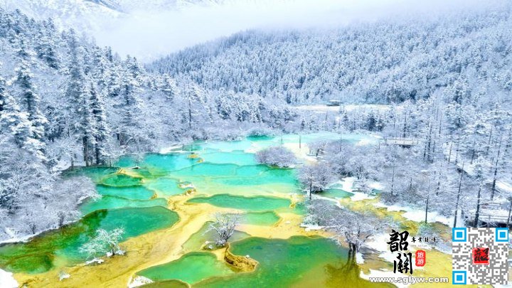 九寨沟—特色藏寨—黄龙—茂县