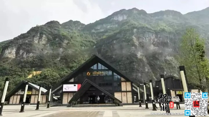 汉中-光雾山米仓山红叶-诺水河地址公园-巴山游击队纪念馆-天汉传奇