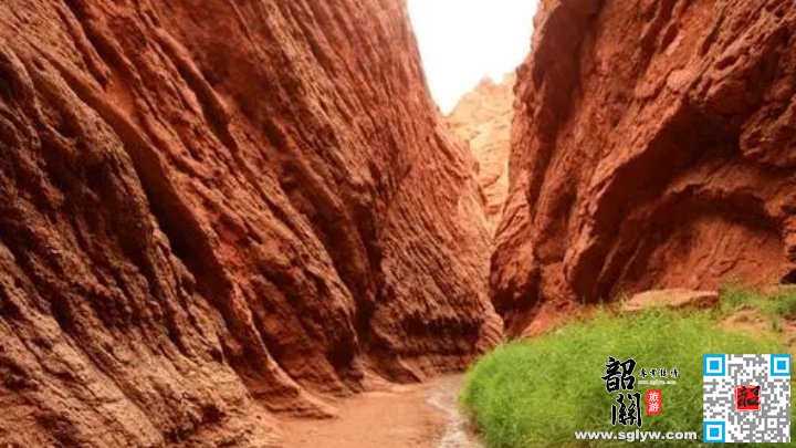 库车—天山神秘大峡谷—库车王府—吐鲁番