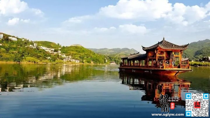 土司王府—芙蓉镇—凤凰古城